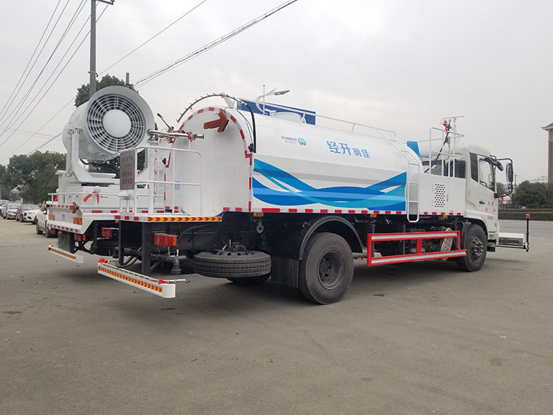 中潔牌XZL5182TYH6型路面養(yǎng)護(hù)車(chē)
