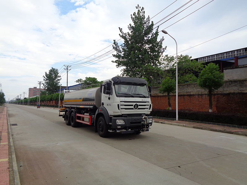 XZL5251GPS6型綠化噴灑車(chē)